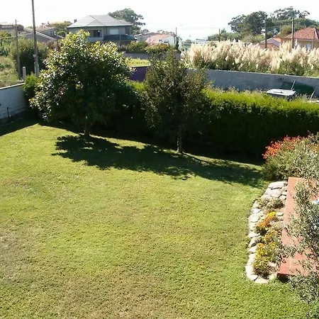 Chalet Con Piscina Cerca De Playas De بيت للعطل *