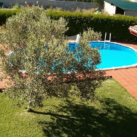 Chalet Con Piscina Cerca De Playas De بيت للعطل